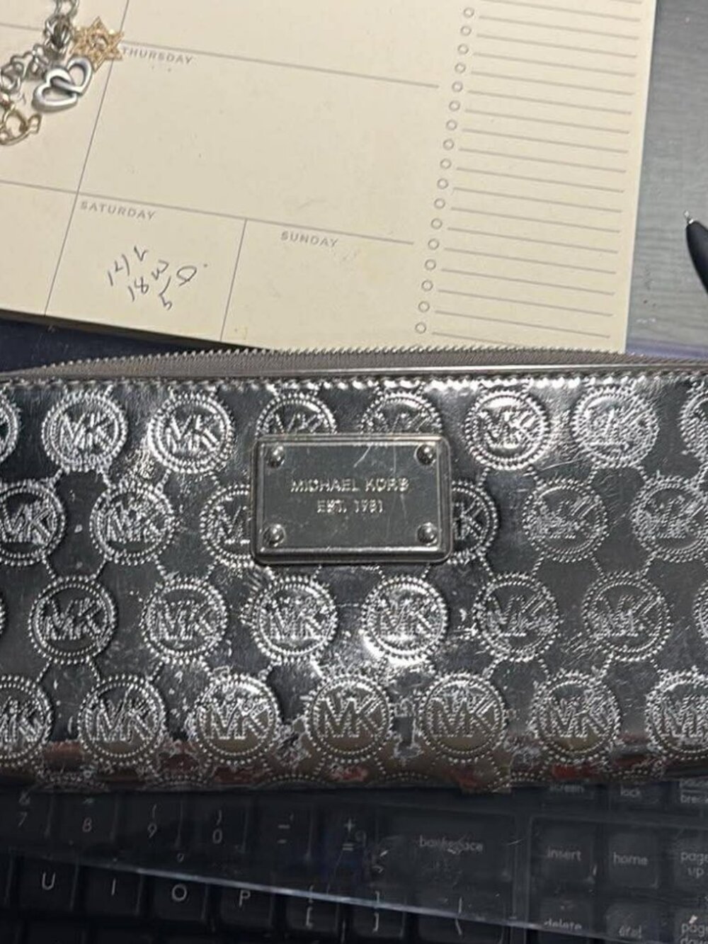 MICHAEL KORS METALIC SILVER WALLET